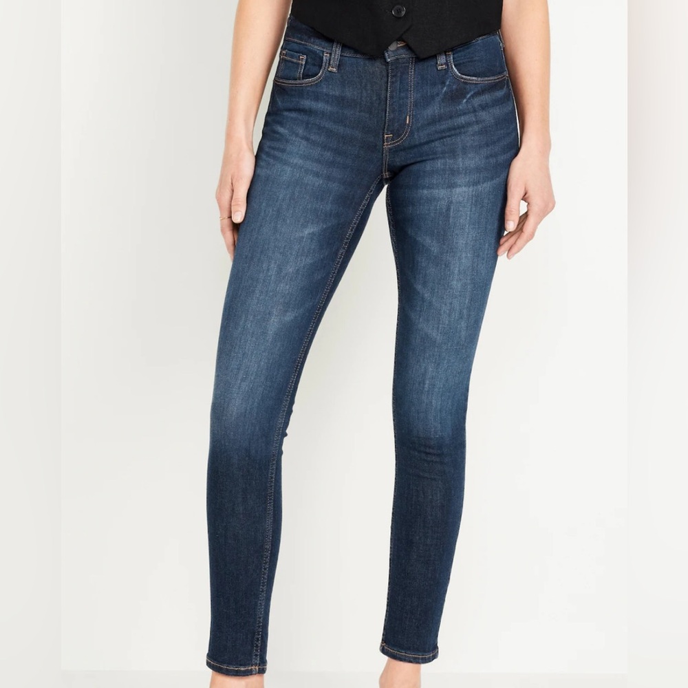 NEW OLD NAVY WOMEN'S MID RISE ROCKSTAR SUPER SKINNY JEANS- 4 PETITE